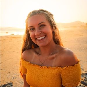 Meet your Posher, Maddie